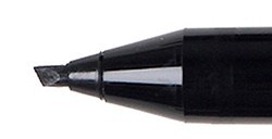 SAKURA PIGMA SENSEI ROTULADOR PUNTA BISEL 20 NEGRO