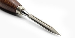 BRUNITOIO CON MANICO LUNGHEZZA: 240 MM