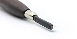 REIG WOODCARVING GOUGE WITH WOODEN HANDLE - V SHAPED - 5 MM SPAN