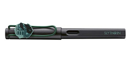LAMY SAFARI PLUMA ESTILOGRÁFICA EDICIÓN HARRY POTTER 2025 - SLYTHERIN