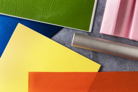 Cartoncino e carta per la scuola