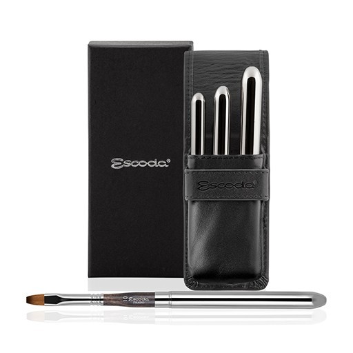 ESCODA ESTUCHE PETACA PIEL NEGRA SINTÉTICA CON 3 PINCELES DE BOLSILLO PLATEADOS PRADO SERIE 1259