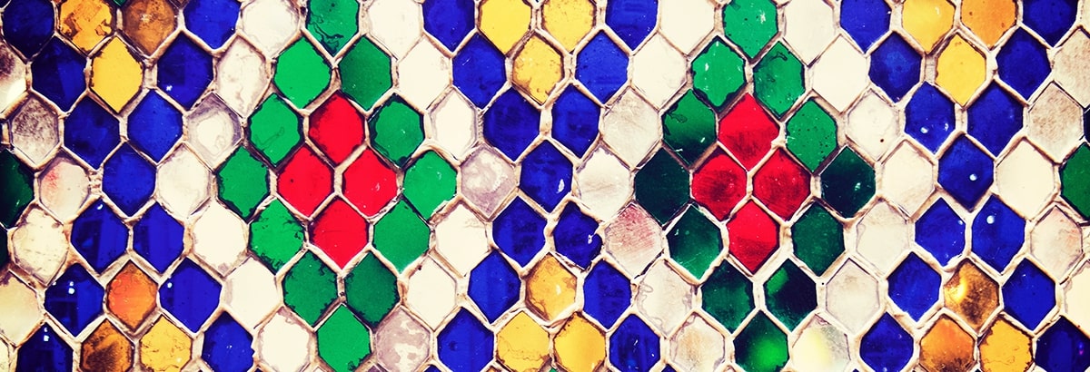 Coloured Sand / Tin / Mosaic